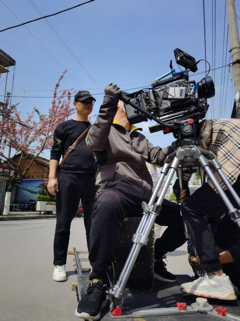视觉盛宴制造者，雅江县极致互动产品宣传视频拍摄之旅
