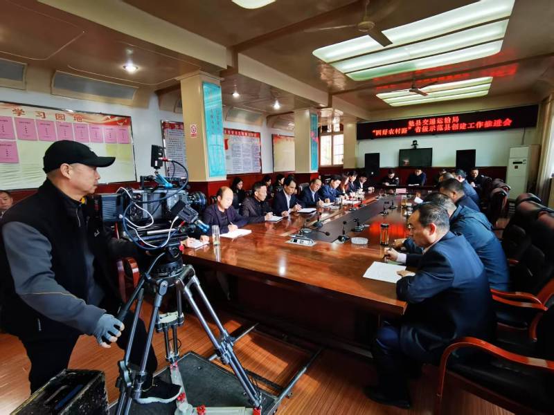 光影铸就品牌传奇——雅江县极致互动产品宣传视频拍摄